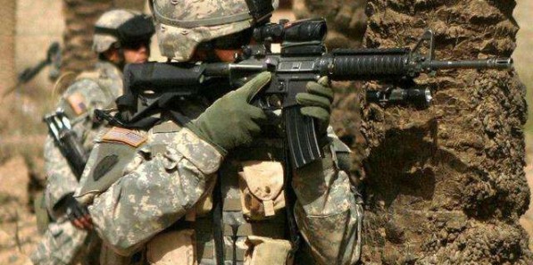 美軍研發減重塑料頭盔可防9毫米子彈