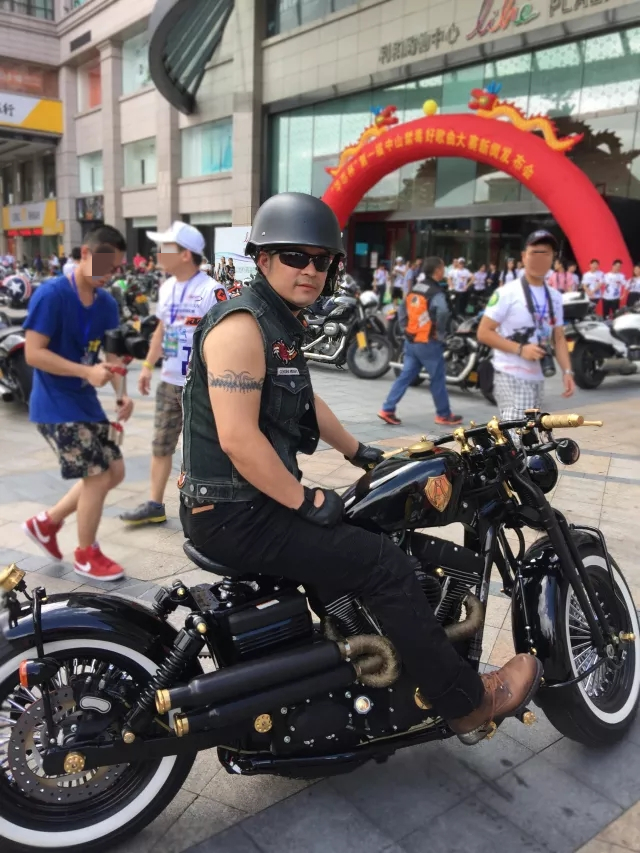 突破自我的挑戰者——專訪中山市浚東包裝制品有限公司總經理 謝權東