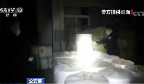 公安部嚴打倒賣熔噴布違法犯罪 抓獲犯罪嫌疑人42人