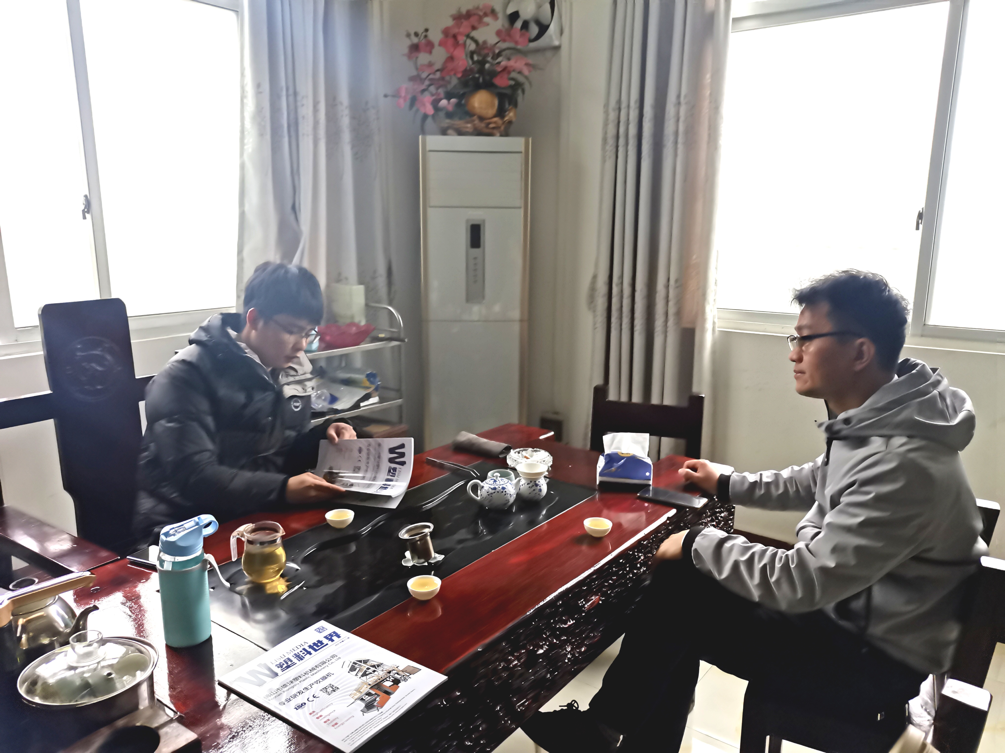 艾諾利高新材料--車用改色膜市場也迎來了溫暖的春天