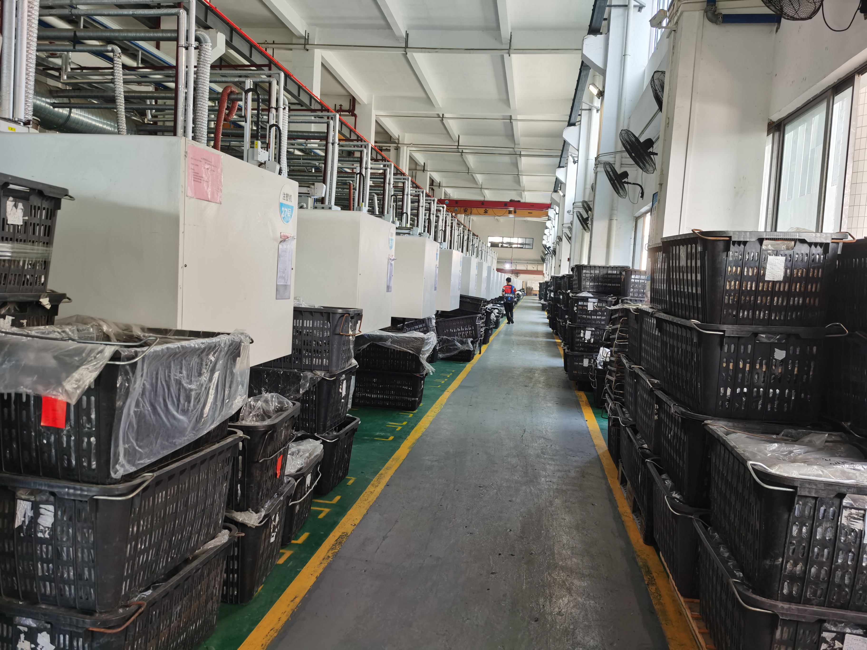 前5月深圳規(guī)上工業(yè)增加值增4.9% 延續(xù)快速恢復(fù)態(tài)勢(shì)