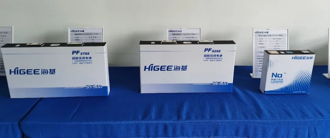 雙螺桿擠出機在電池漿料生產中的作用和功能